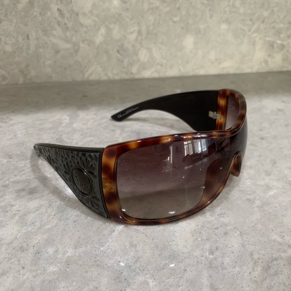 Dior Sunglasses - Picture 1 of 8